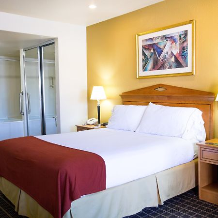 Surestayplus Hotel By Best Western San Jose Central City Экстерьер фото