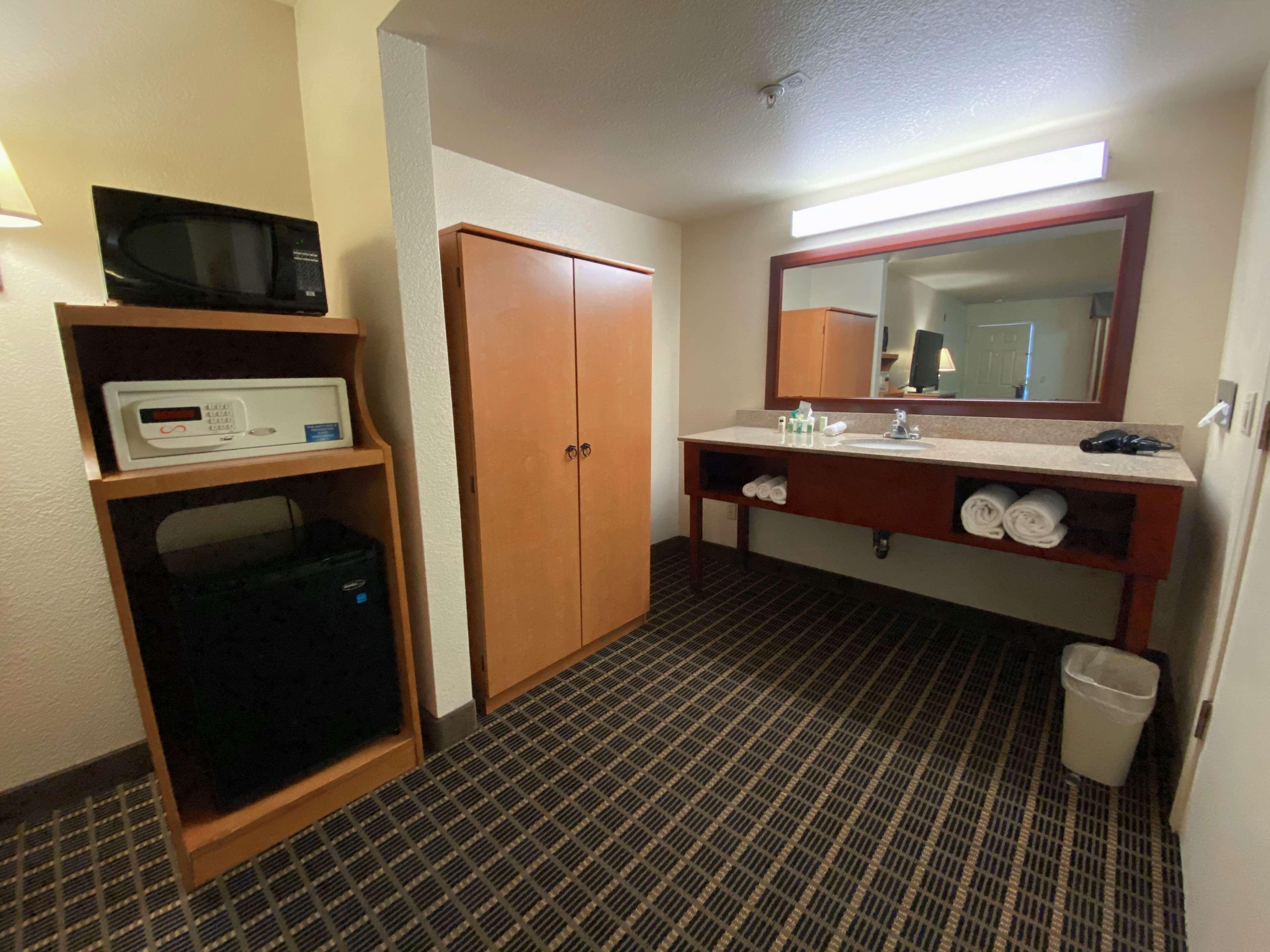 Surestayplus Hotel By Best Western San Jose Central City Экстерьер фото