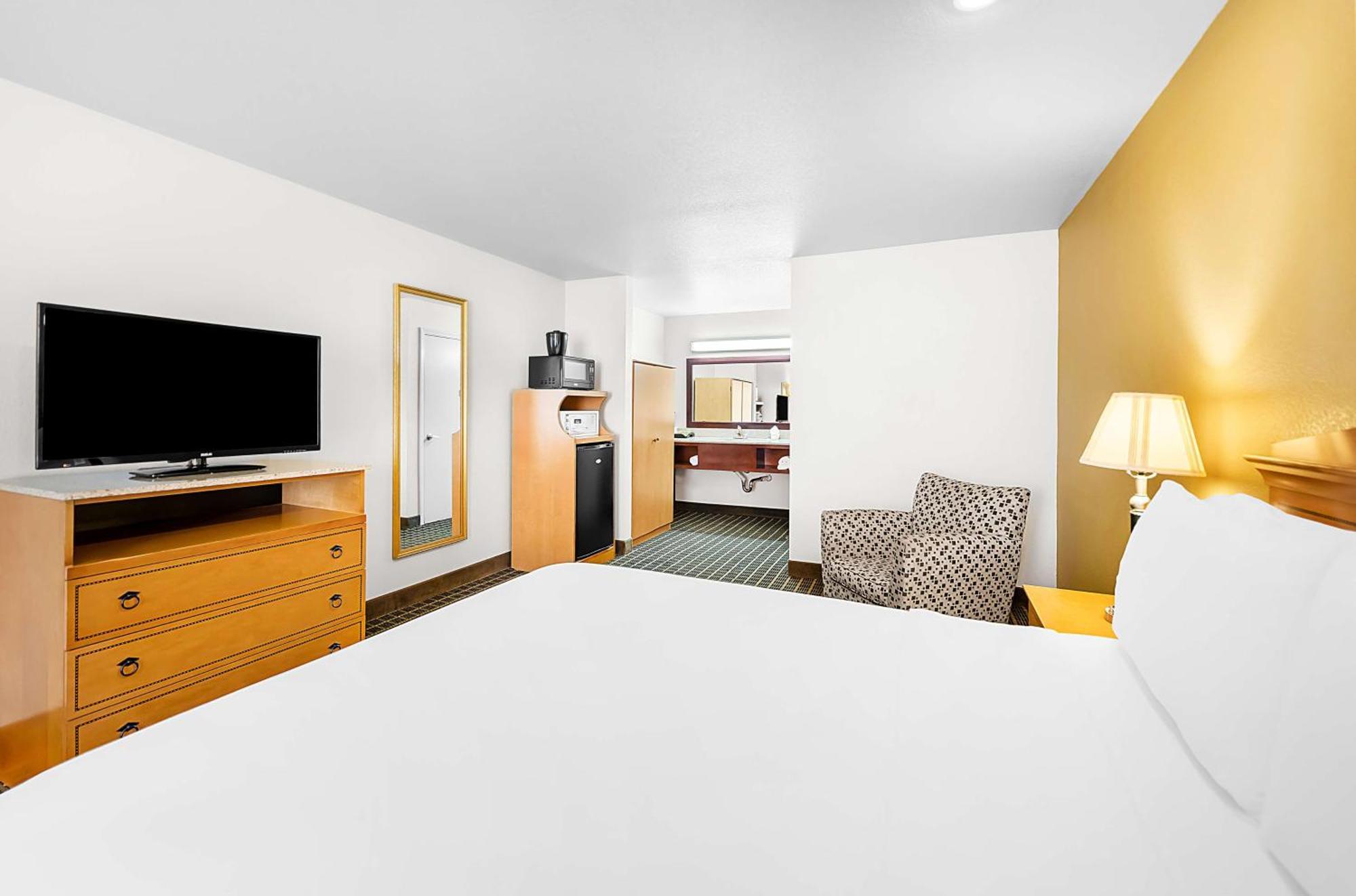 Surestayplus Hotel By Best Western San Jose Central City Экстерьер фото