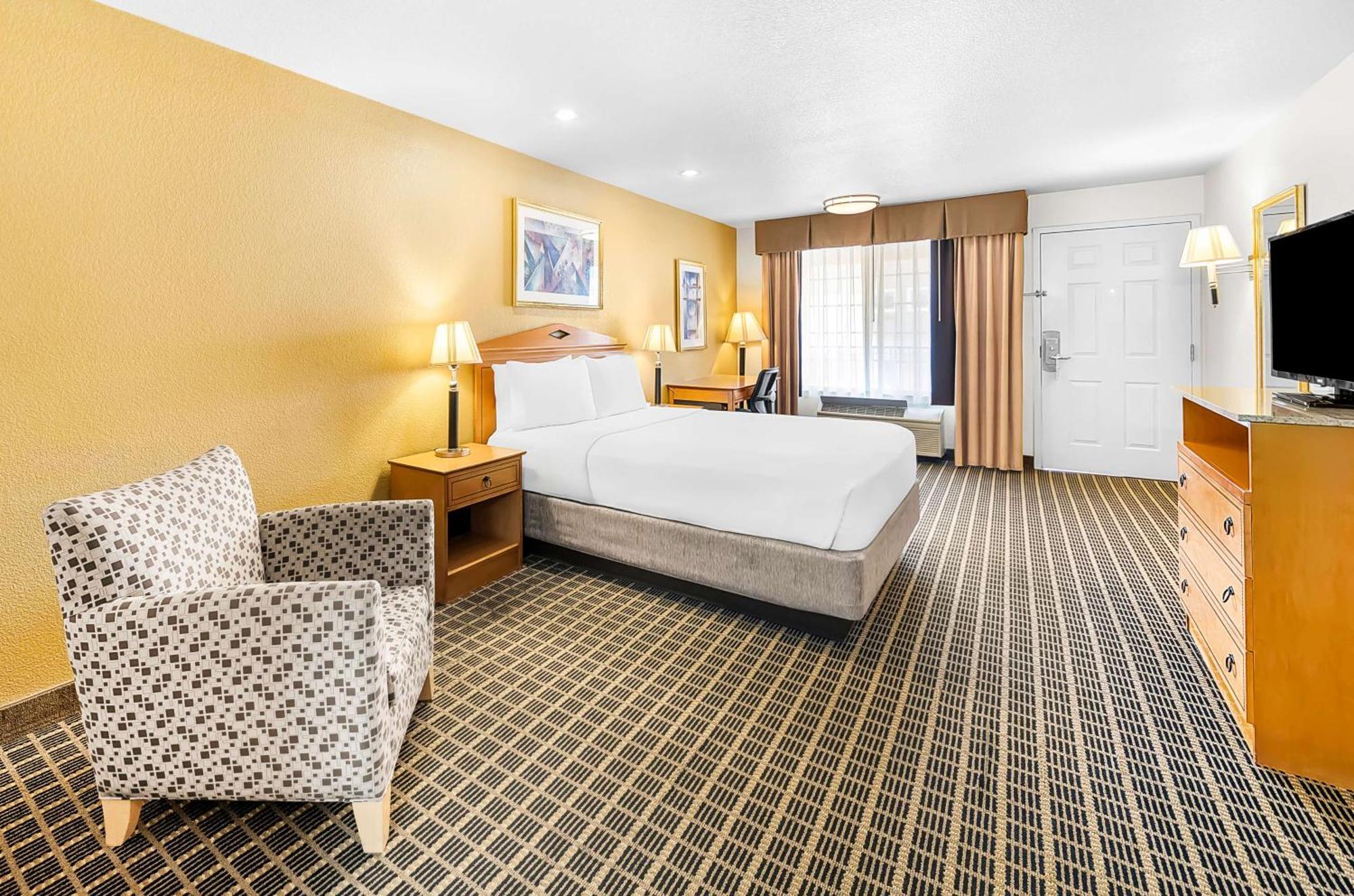 Surestayplus Hotel By Best Western San Jose Central City Экстерьер фото